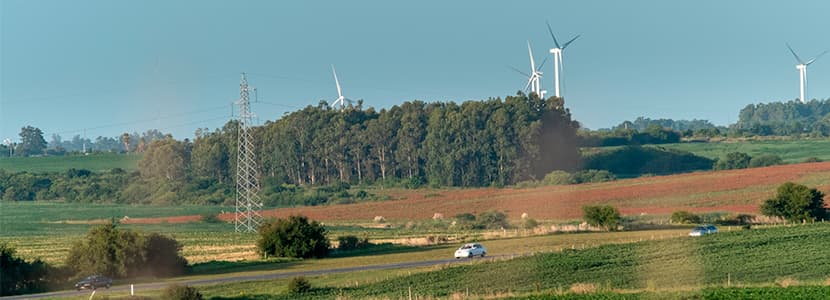 Cómo reducir los costes fijos con energía renovable