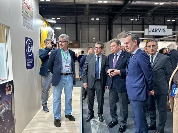 presidente provacuno y luis planas